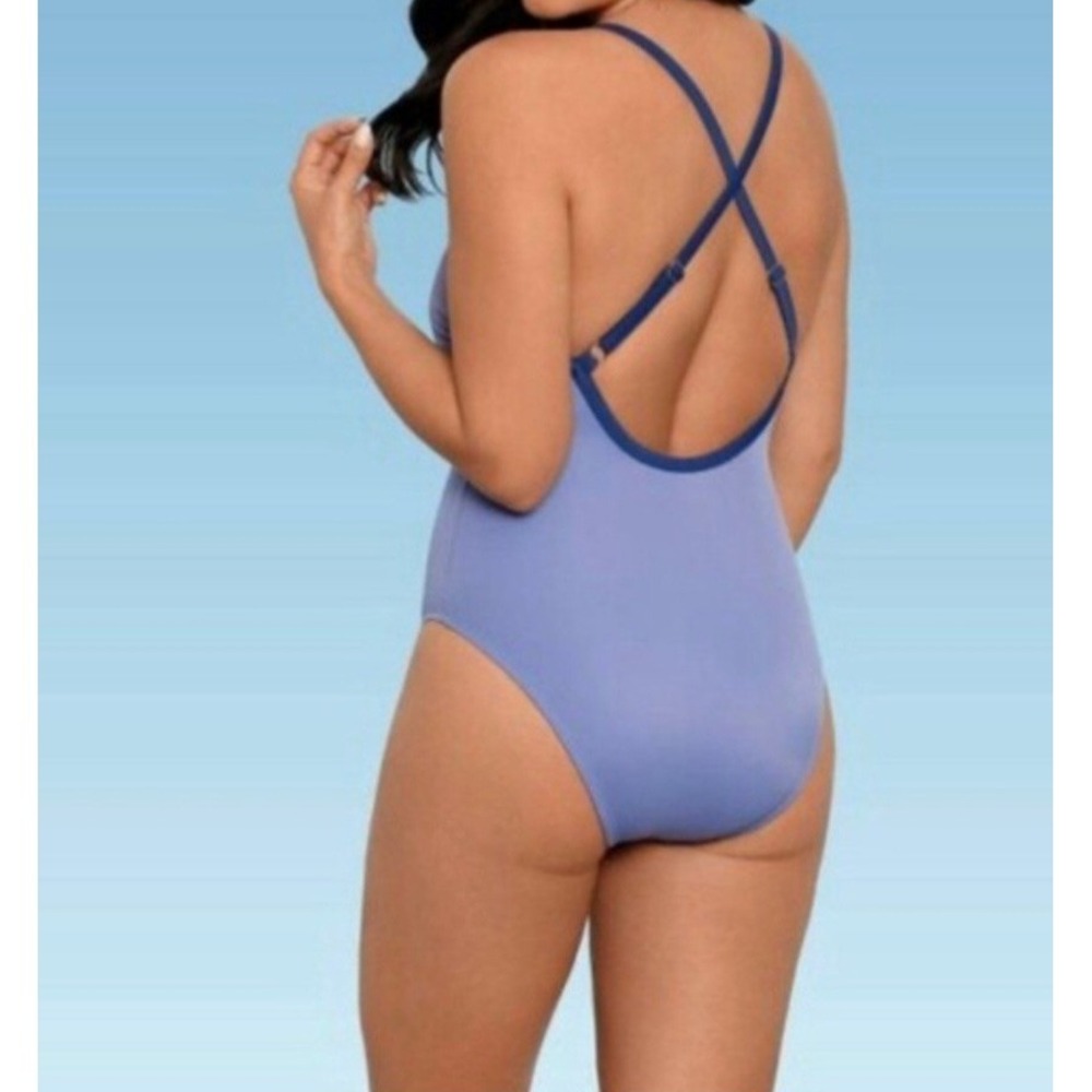 Beach Betty by Miracle Brands Blue Cross Back One Piece Swimsuit  Large NWT‎